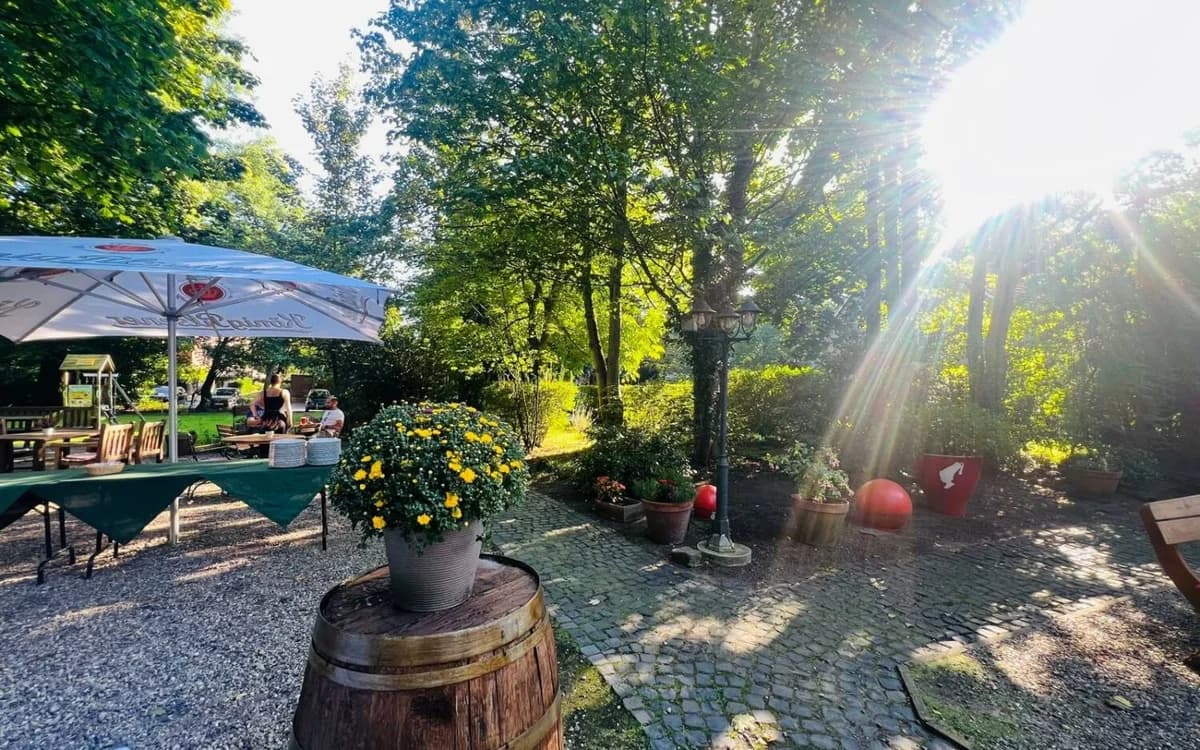 Biergarten im Grünen